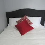 Luxury Suites At Military Trail